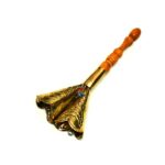 Adja Dourado 2 Bocas com Cabo de Madeira